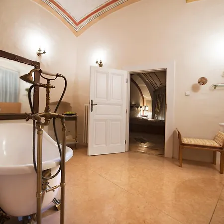 Chateau Grandcastle Hotel