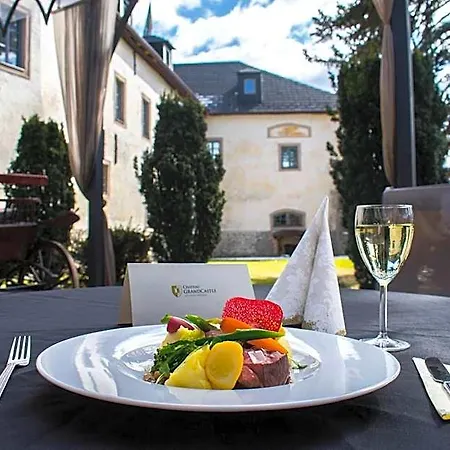 Chateau Grandcastle 4* Liptovský Hrádok