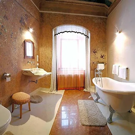 Hotel Chateau Grandcastle 4*