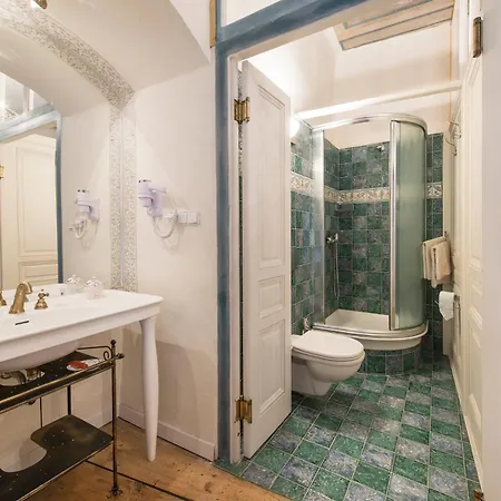 Chateau Grandcastle Hotel 4*