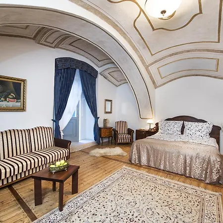 מלון Chateau Grandcastle 4*