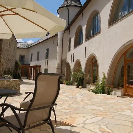 Chateau Grandcastle Hotel 4*